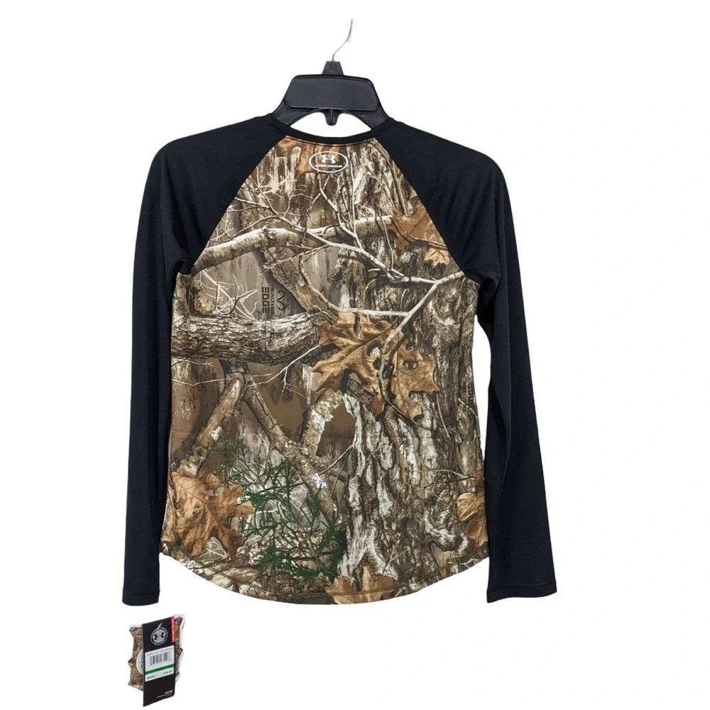 Under Armour Foil Logo Shirt in Realtree Edge Camouflage Pattern NWT Size YMD